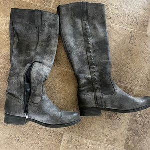 Acid wash look black boots